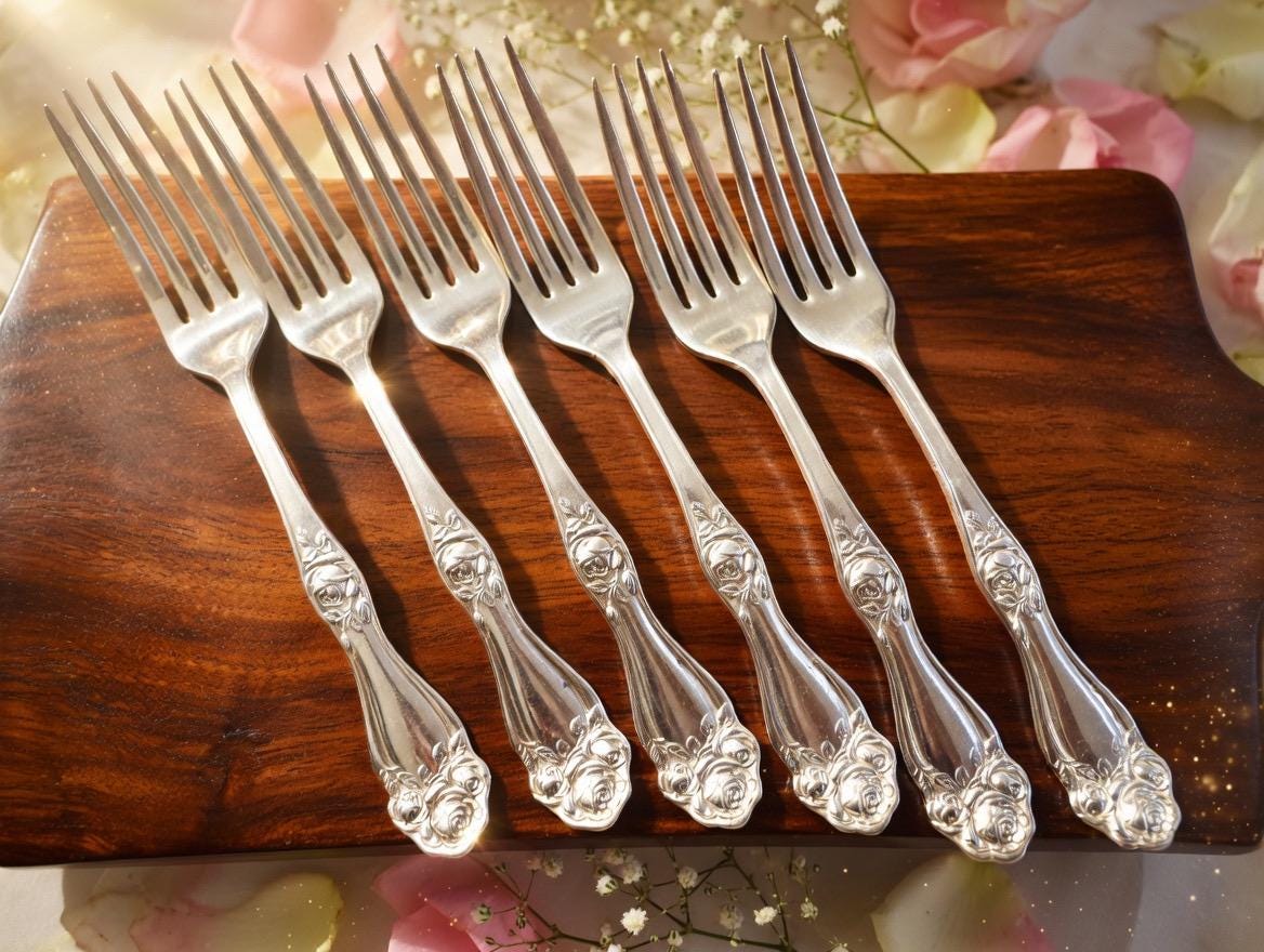 American Beauty Rose Dinner Forks – Set of 6 – International Silver (1909), detail view 2