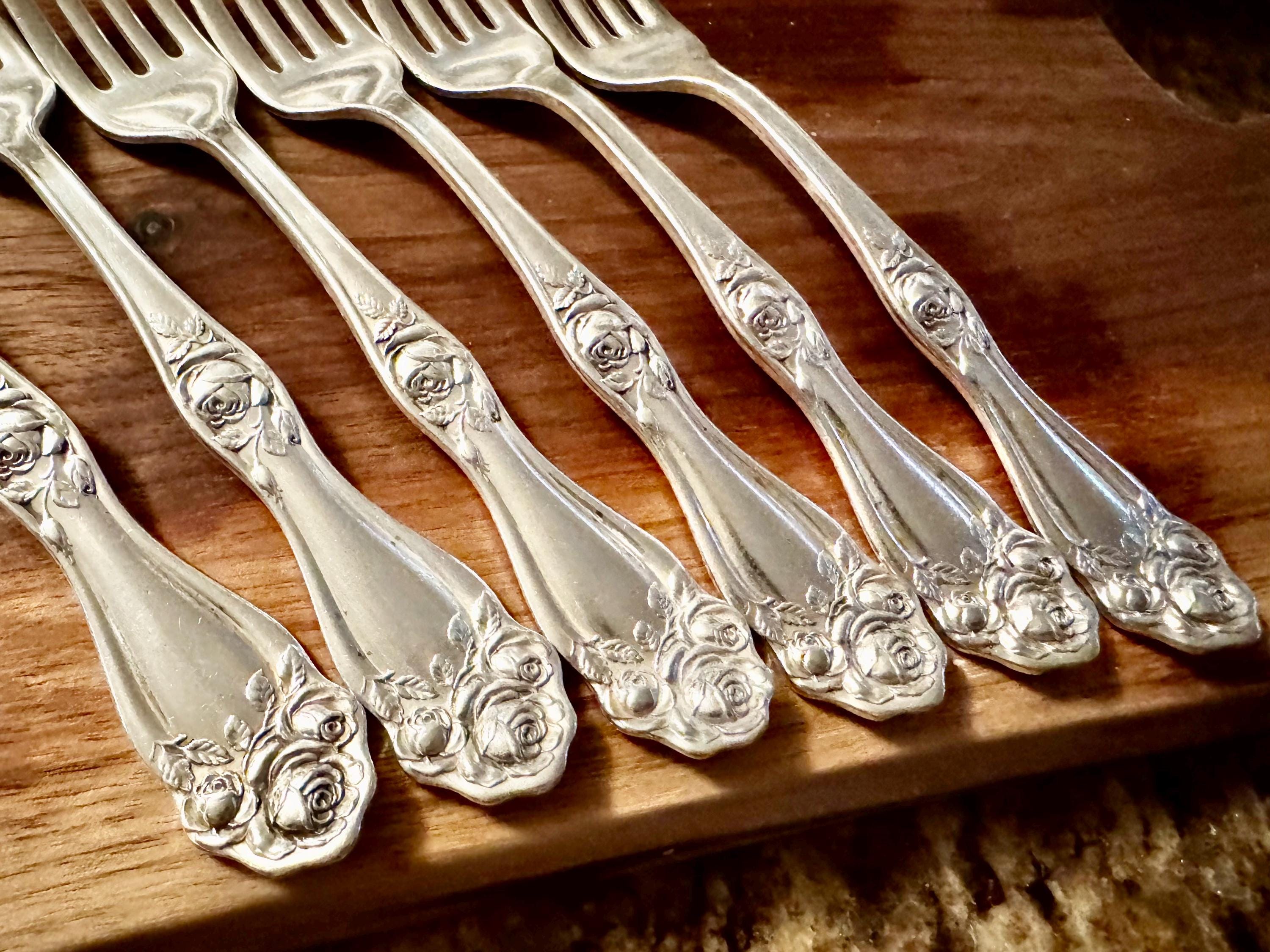 American Beauty Rose Dinner Forks – Set of 6 – International Silver (1909), detail view 3