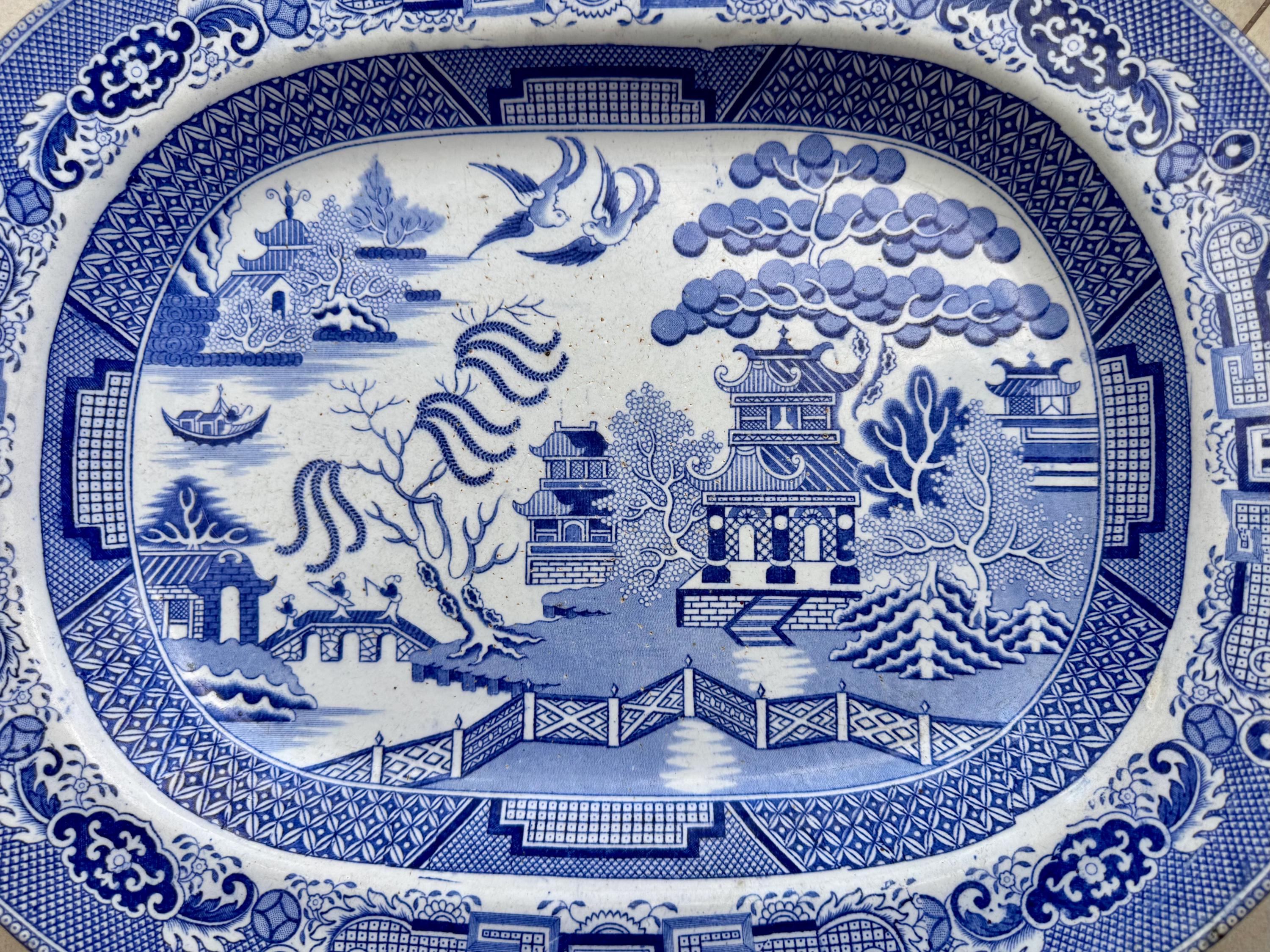Antique M.T. & Co. Blue Willow Stoneware Platter – England, Circa Mid-19th Century, detail view 8