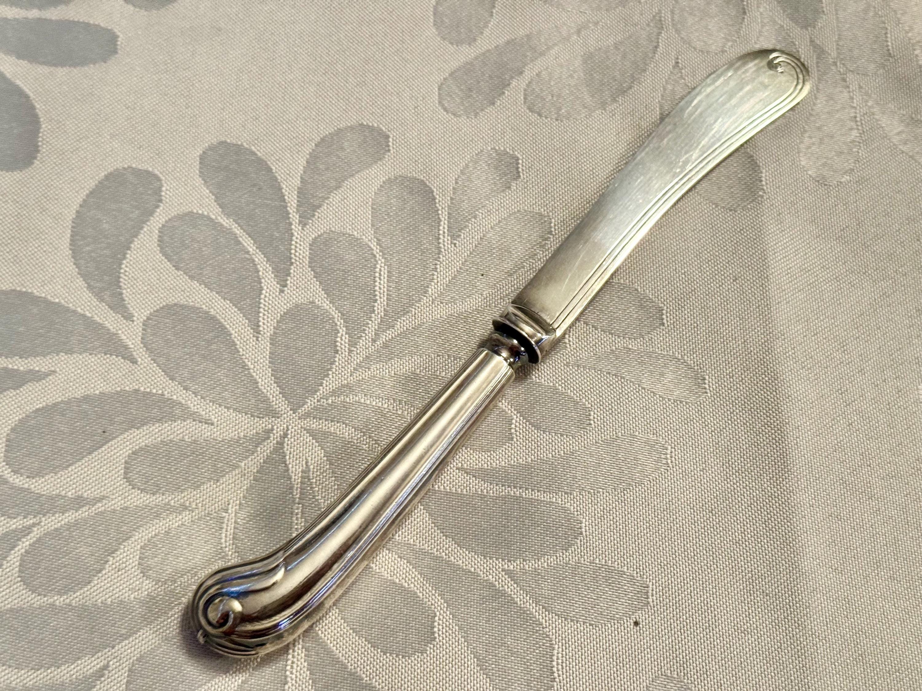 Antique Pistol Grip Butter Spreaders – Set of 5 – Sheffield, England – c. 1890s–1900s, detail view 2