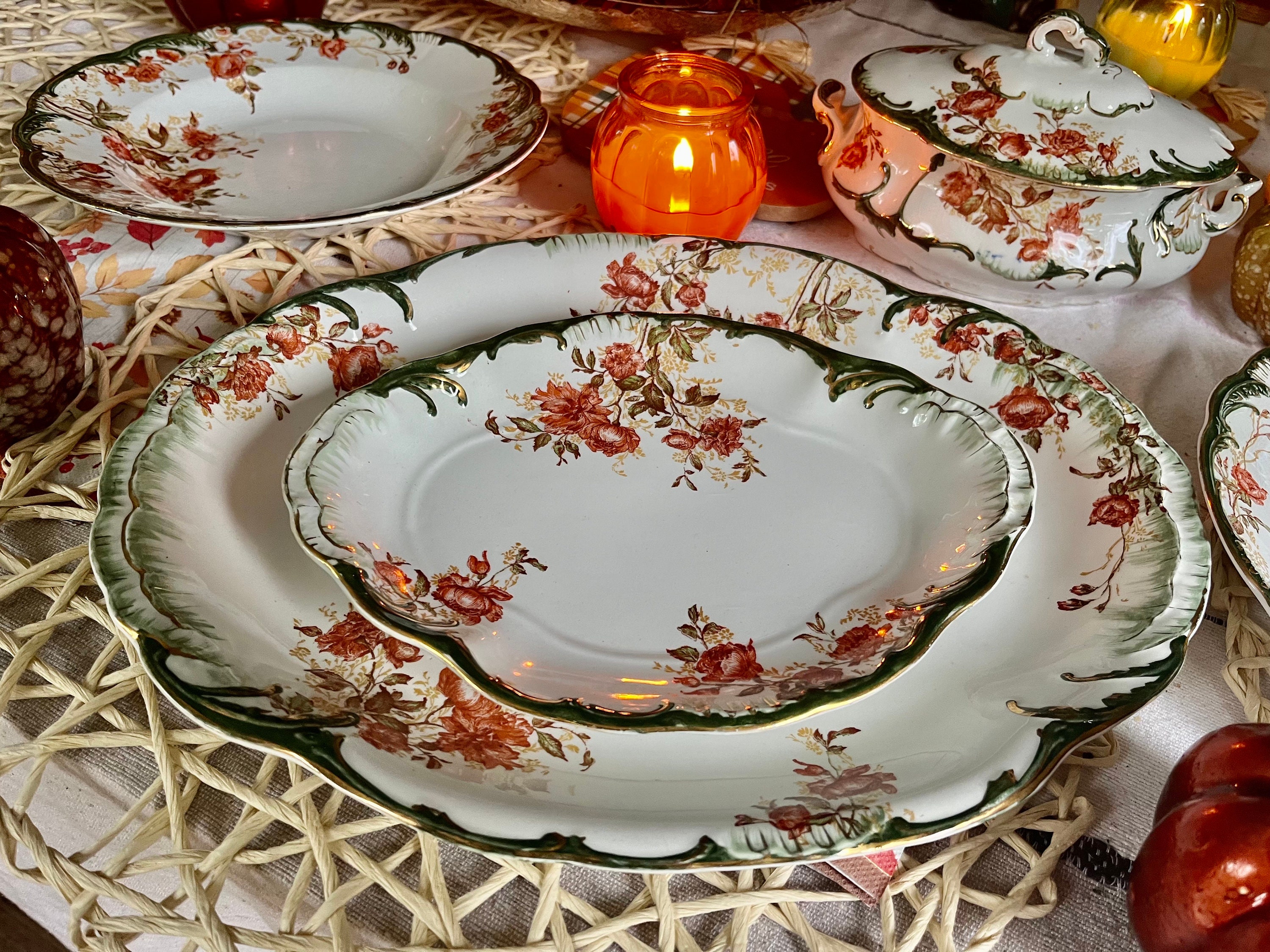 Antique Ridgway England Floral Dining Ensemble: Green & Gold, 6-Piece Set, detail view 1