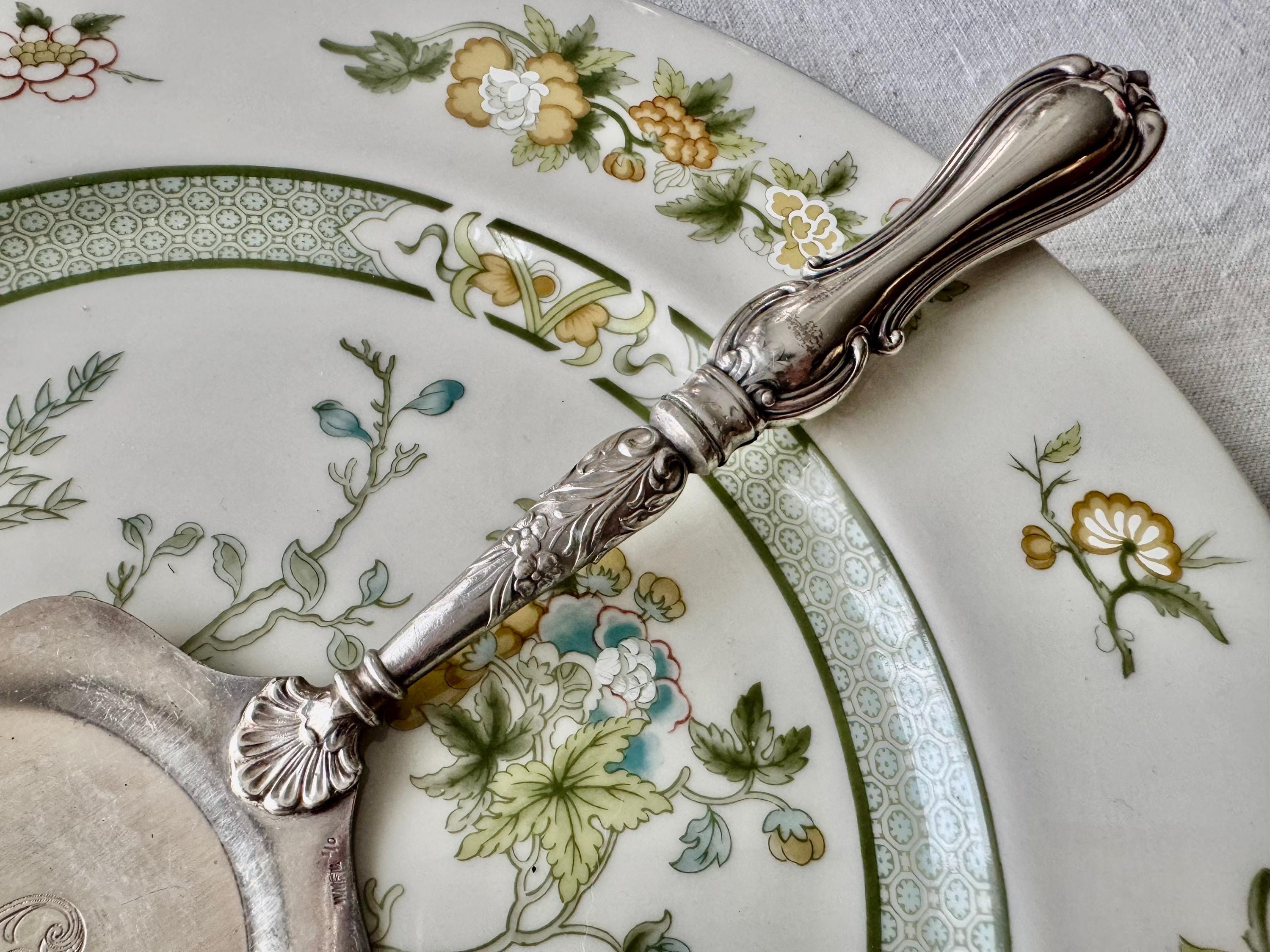 Antique WMF German Silverplate Cake Server – Ornate Engraved Serving Slice, detail view 1