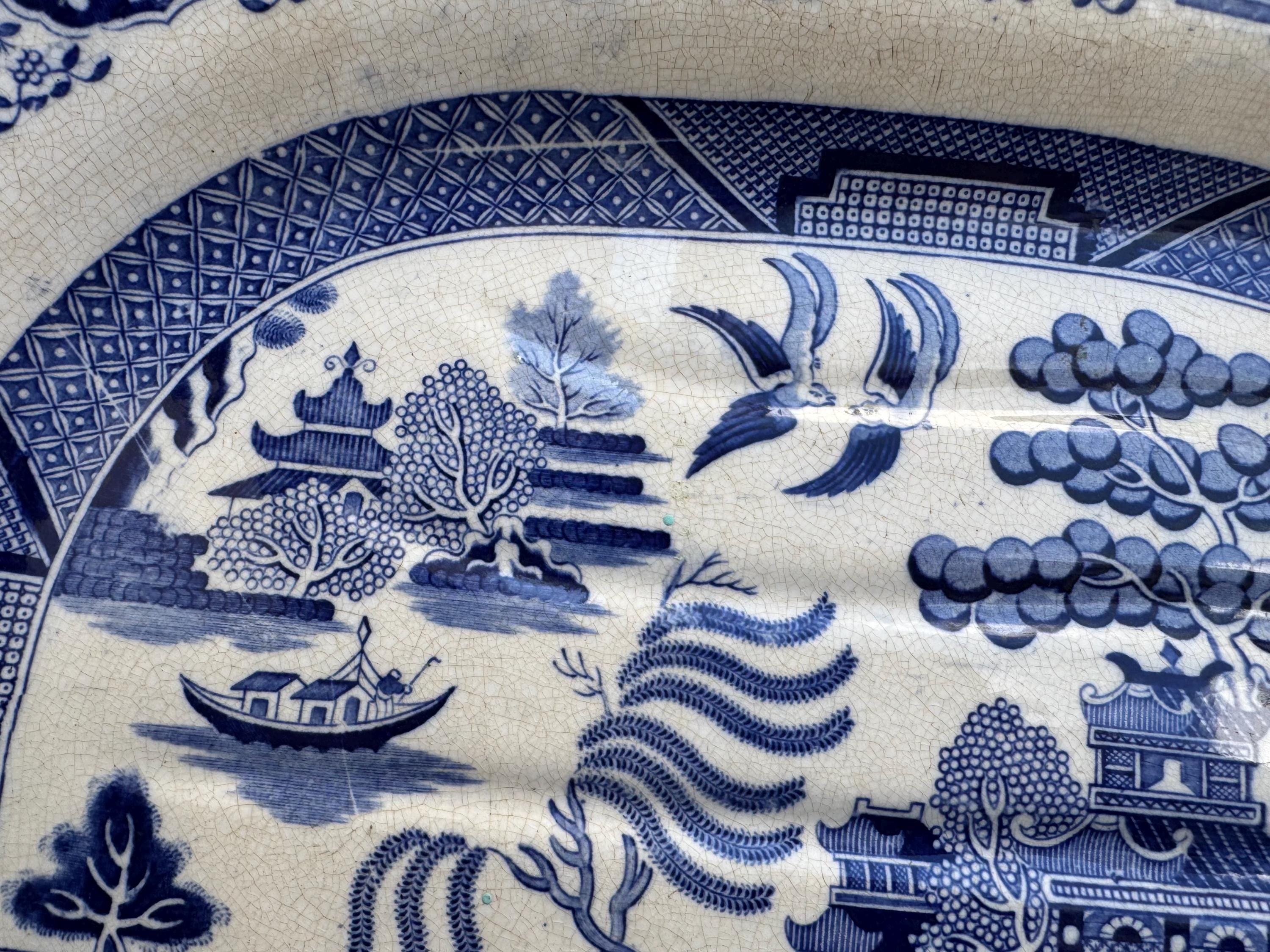 Circa 1840 English Blue Willow “Well & Tree” Meat Platter – Monumental 19th-Century Serving Dish, detail view 4