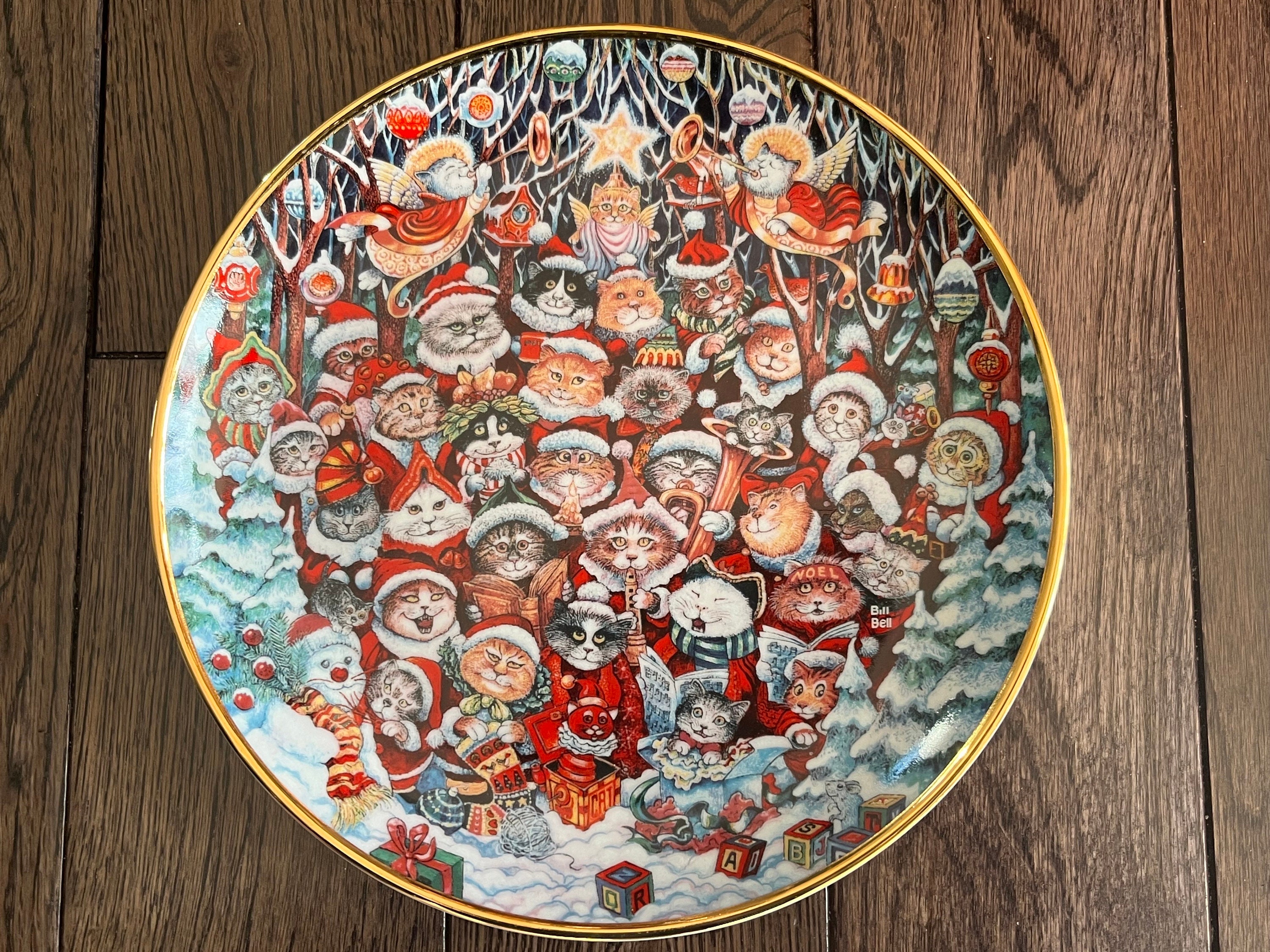 Franklin Mint Heirloom - Super Bright and Fun Decor - Decorative Plates 8” - Christmas, Easter & Valentines, detail view 5