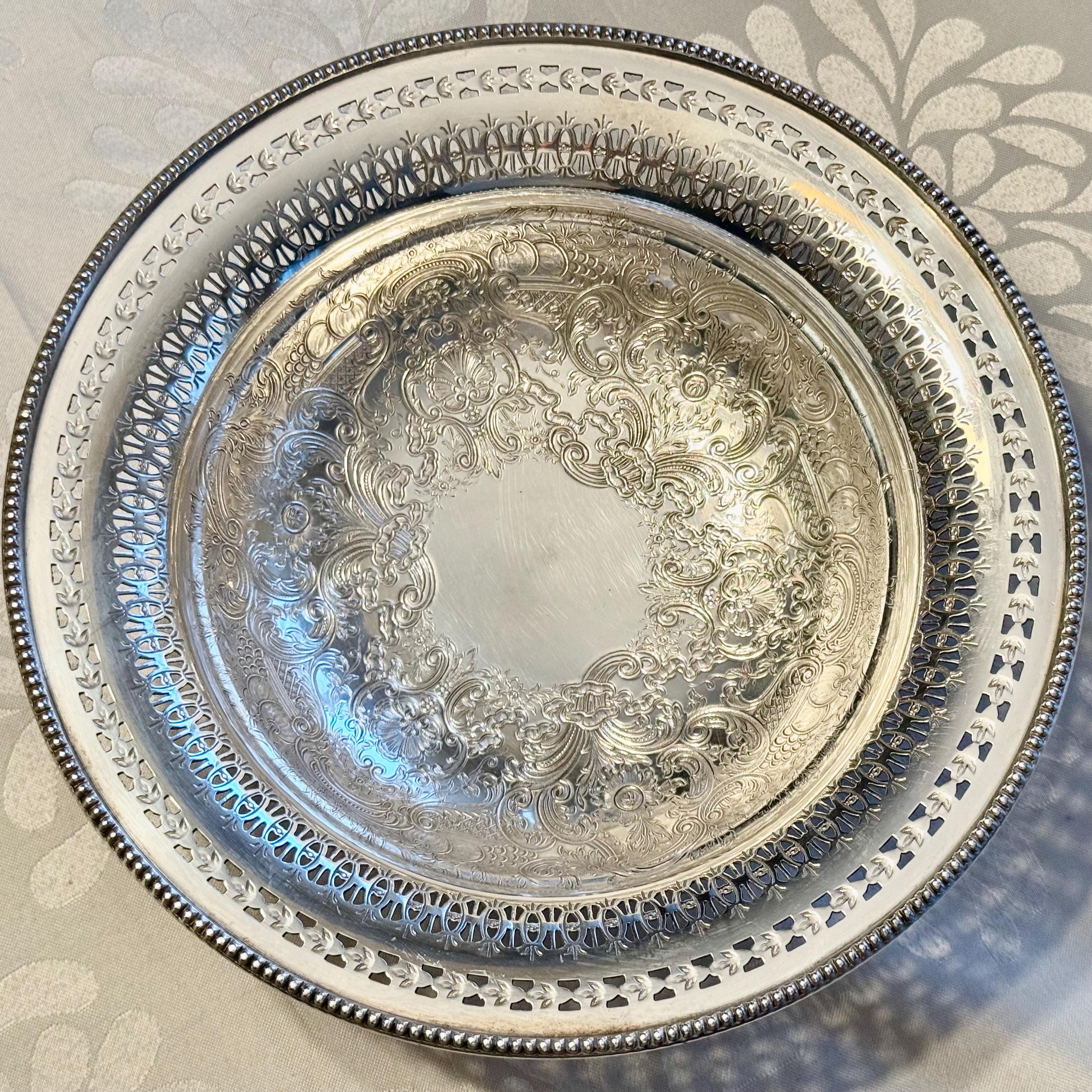 Heavy Antique Silverplate “Cavendish Plate” Pedestal Serving Bowl – Made in England, detail view 1