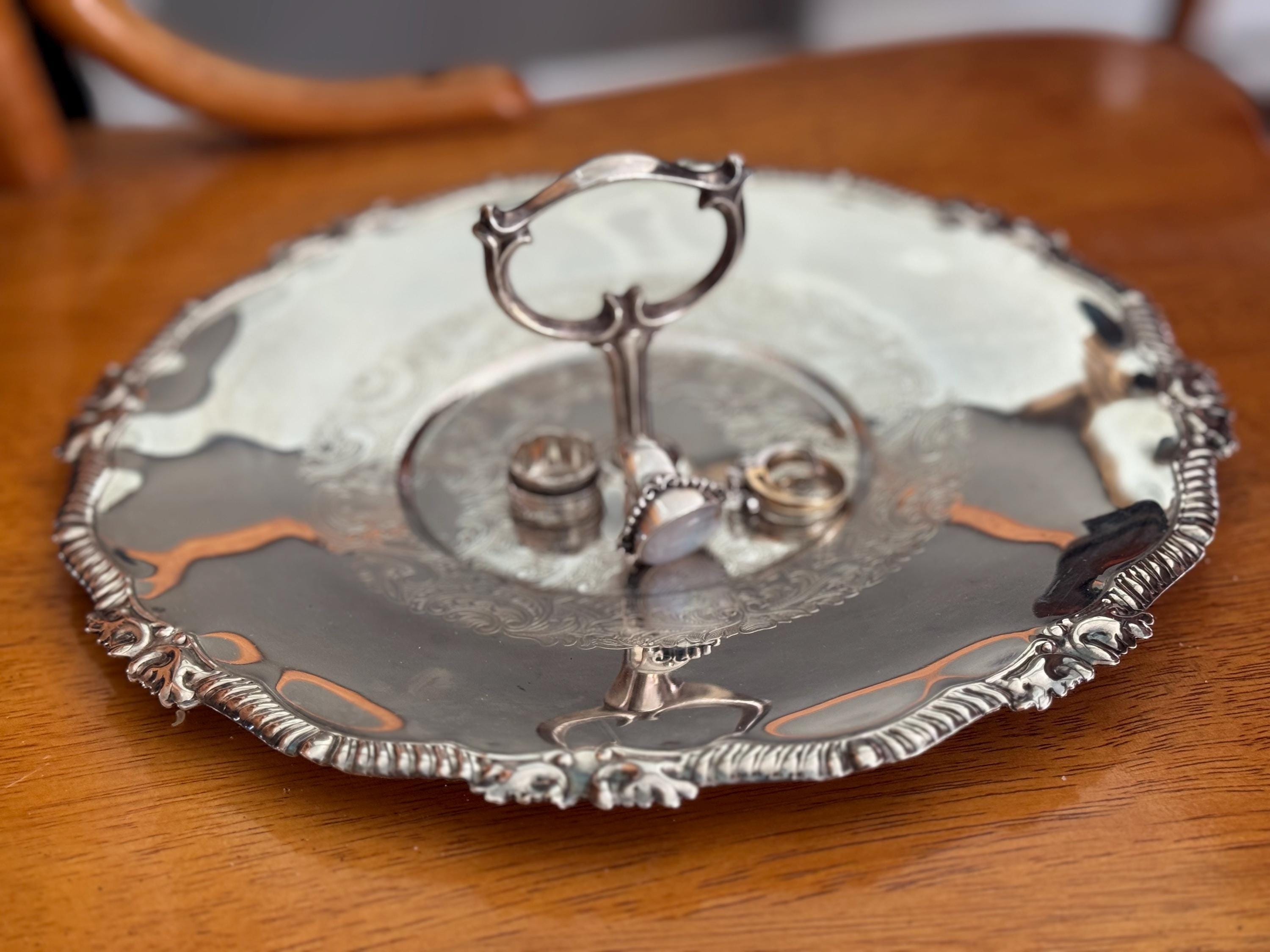 Marlboro Plate Handled Tray – E.P. Copper Canada – 10” Engraved, detail view 1