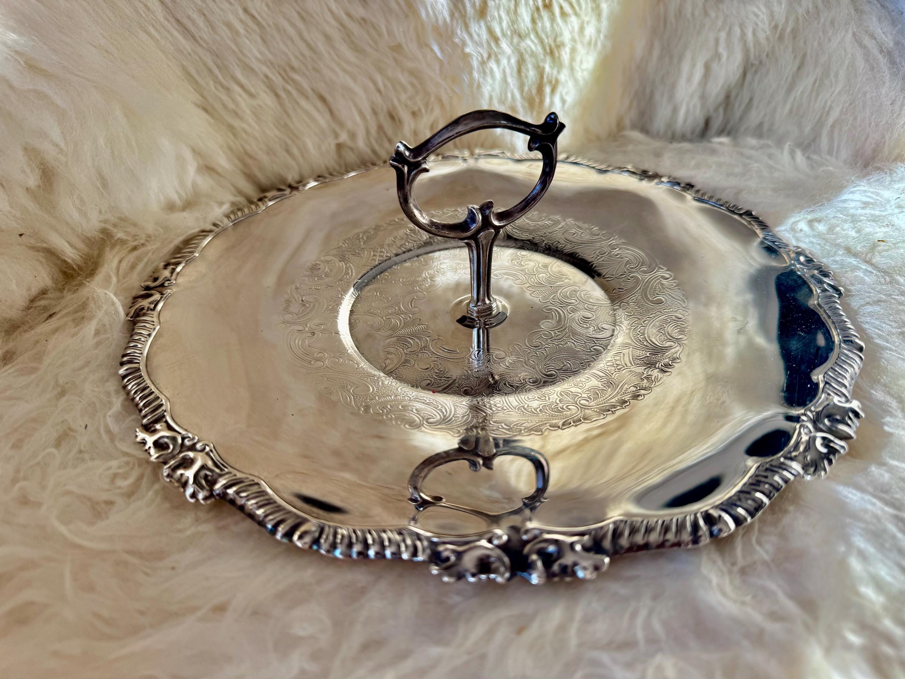 Marlboro Plate Handled Tray – E.P. Copper Canada – 10” Engraved, detail view 2