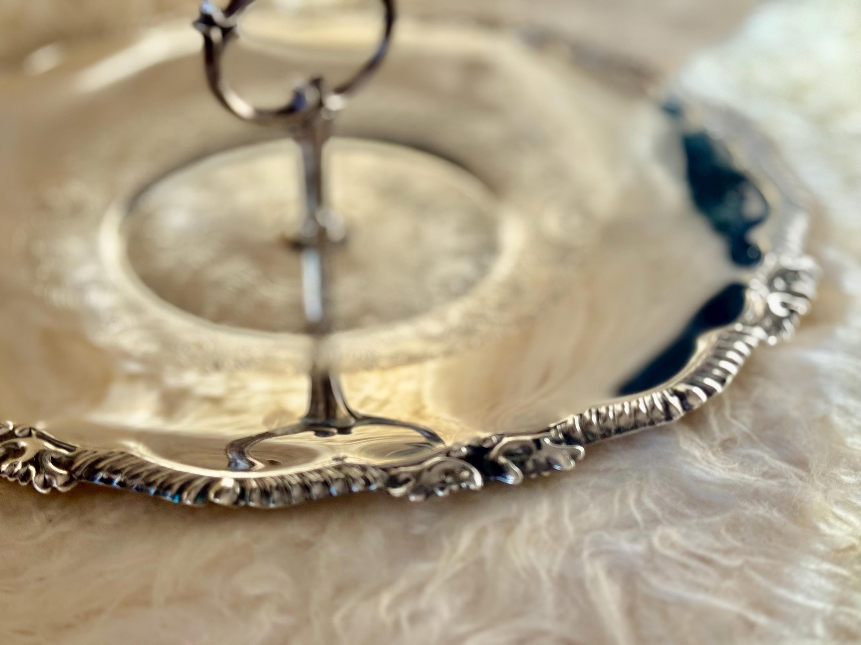 Marlboro Plate Handled Tray – E.P. Copper Canada – 10” Engraved, detail view 3