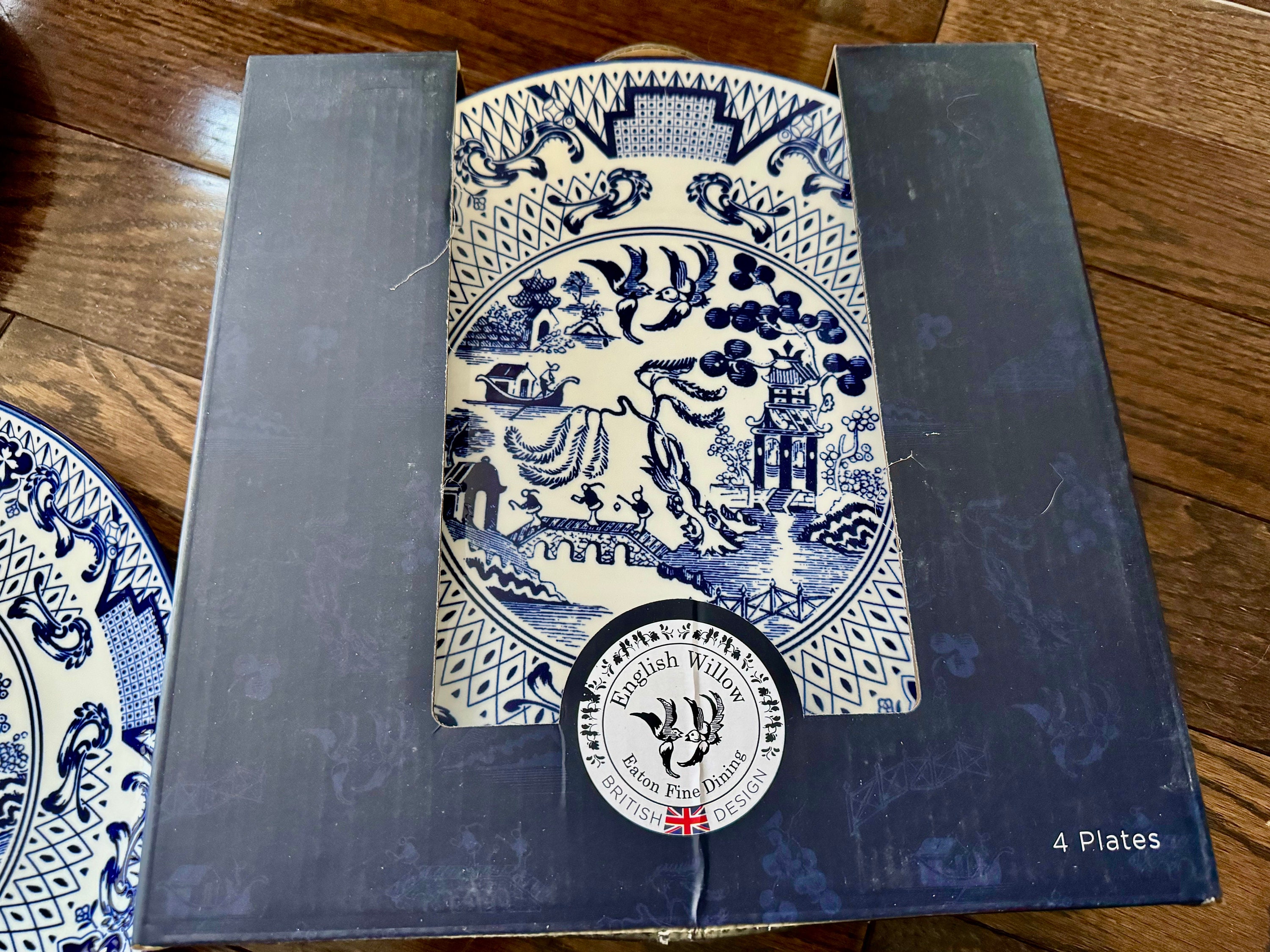 NEW English Blue Willow - Set of 4 Plates -  Eaton Fine Dining - British Design, detail view 4
