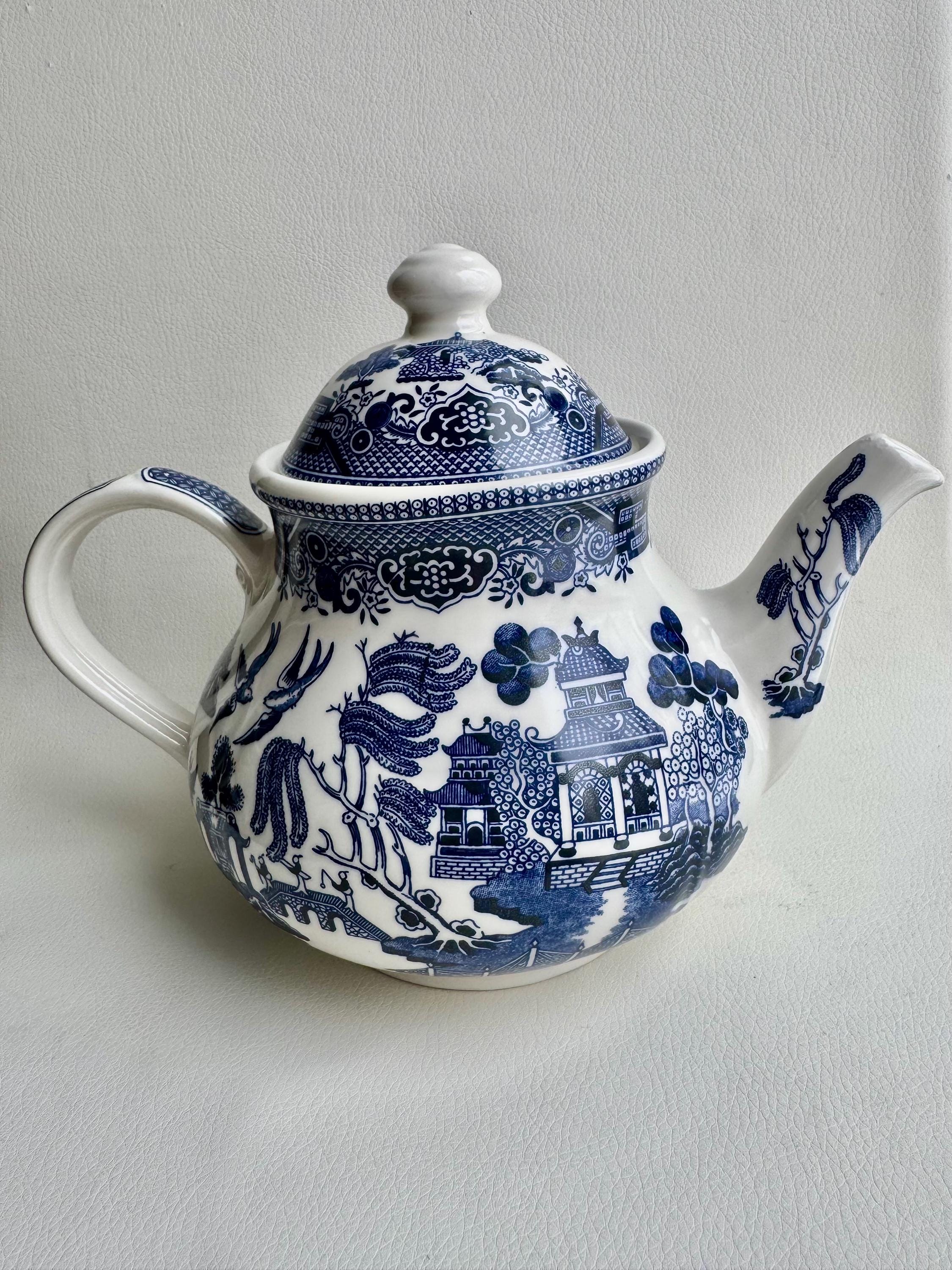 NEW English Queen’s Blue Willow Teapot with Lid - by Churchill England, detail view 9