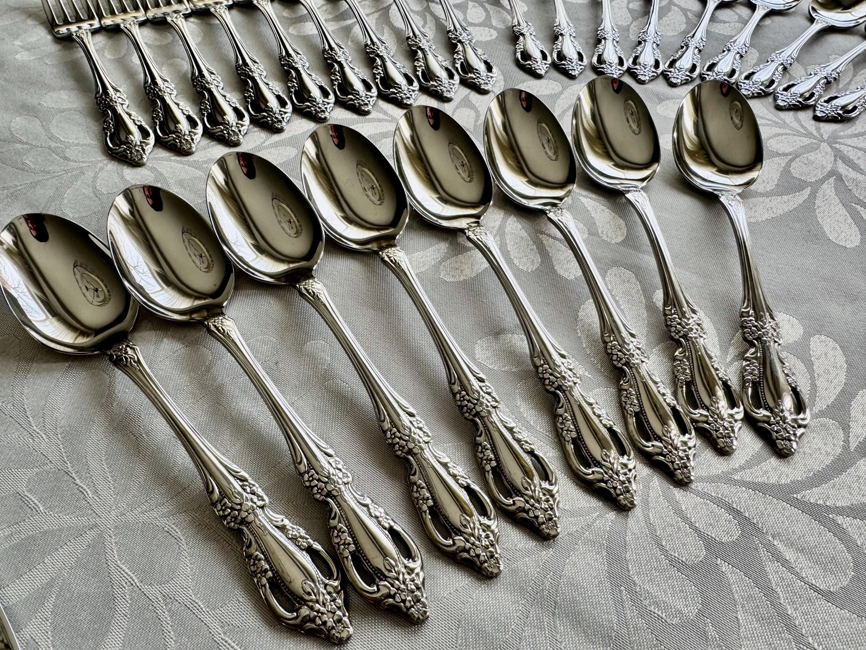 Oneida Silver “Raphael” Stainless Steel Flatware Set – Complete Service for 11 (55 Pieces) - Distinction Deluxe, detail view 8