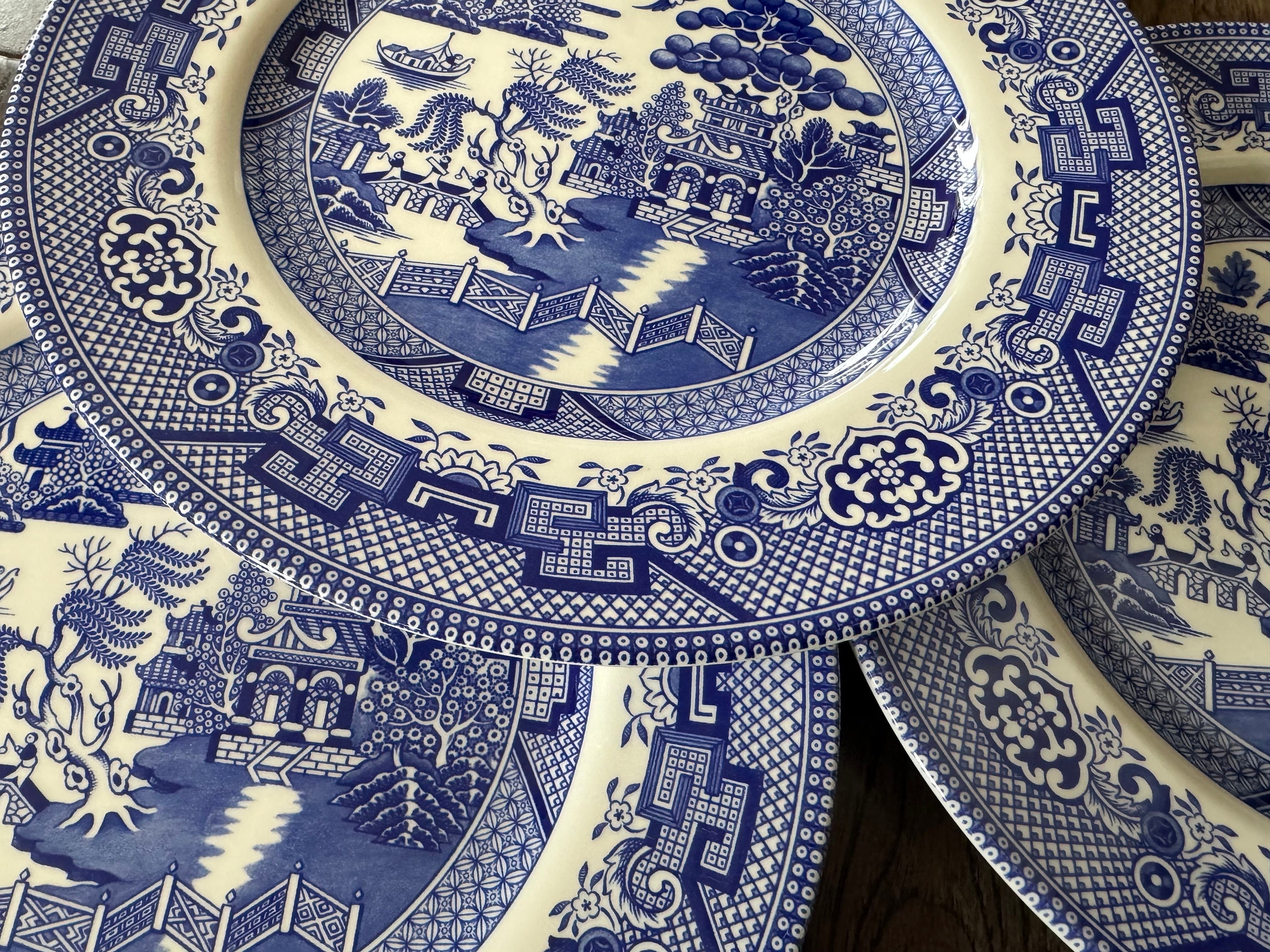 Royal Stafford Blue Willow Dinner Plates 10.75” — Made in England, front view