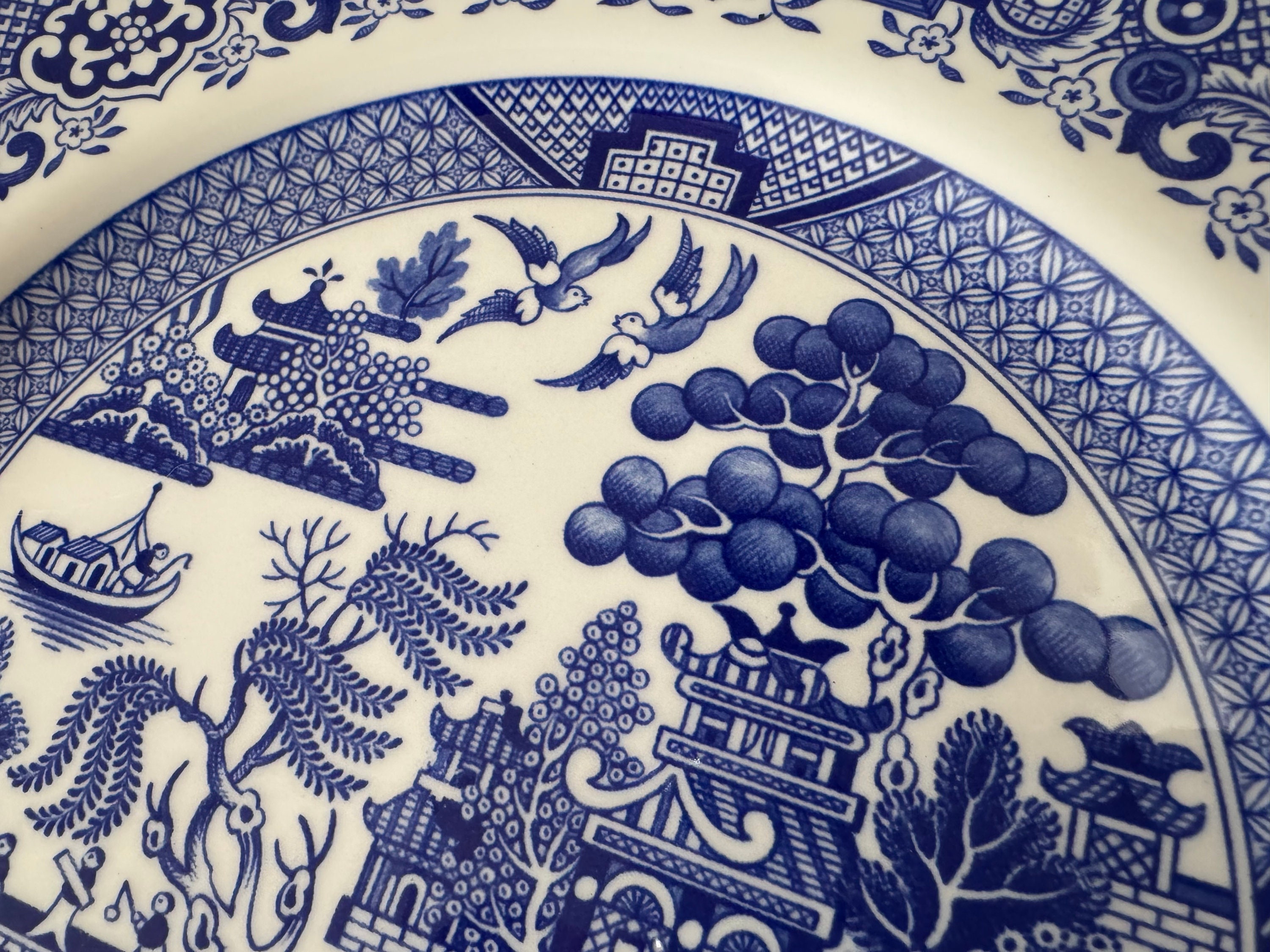 Royal Stafford Blue Willow Dinner Plates 10.75” — Made in England, detail view 4