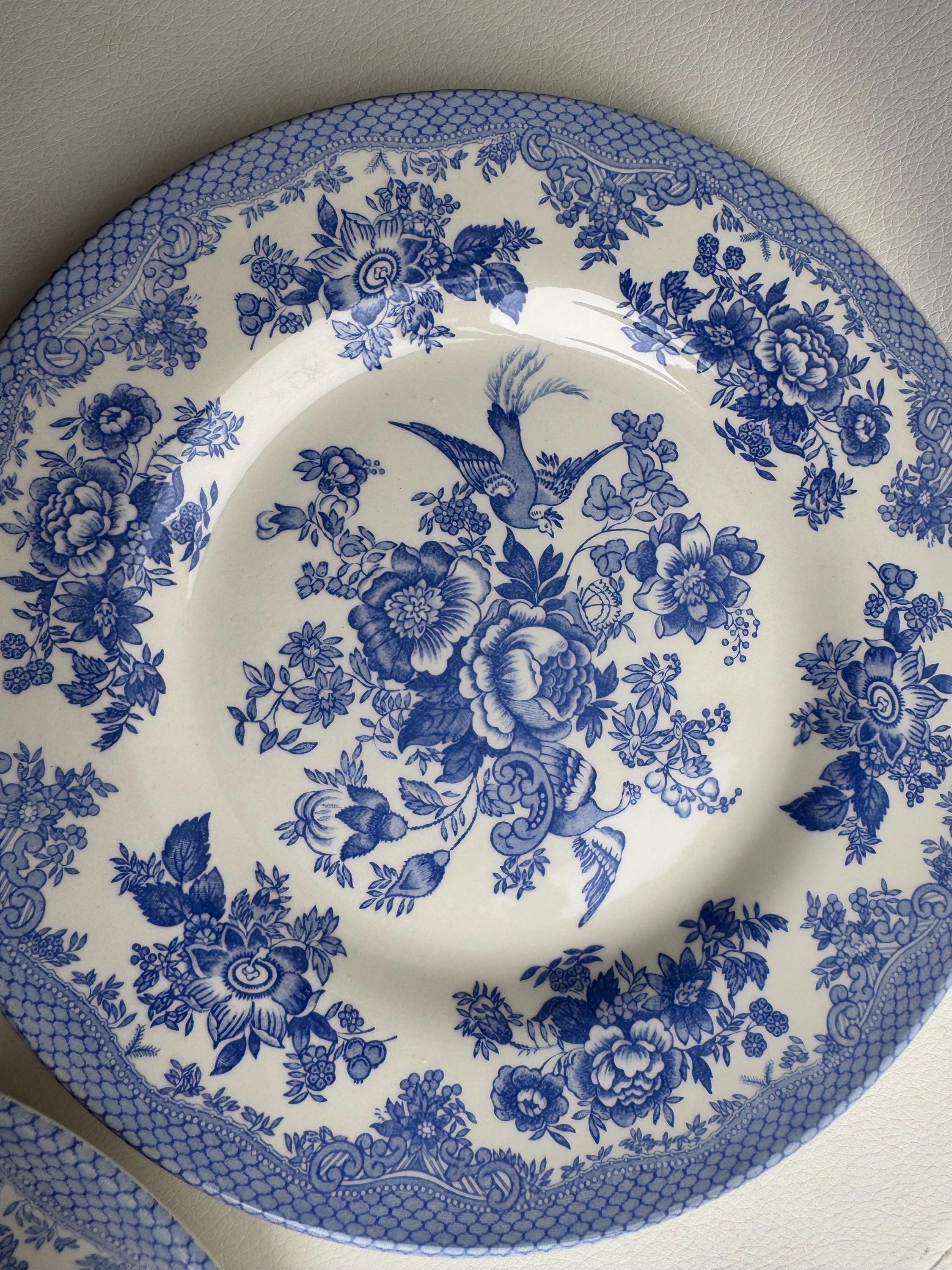 Royal Stafford - Plates or Bowls - Asiatic Pheasant Pattern - Blue & White Transferware - England, detail view 5