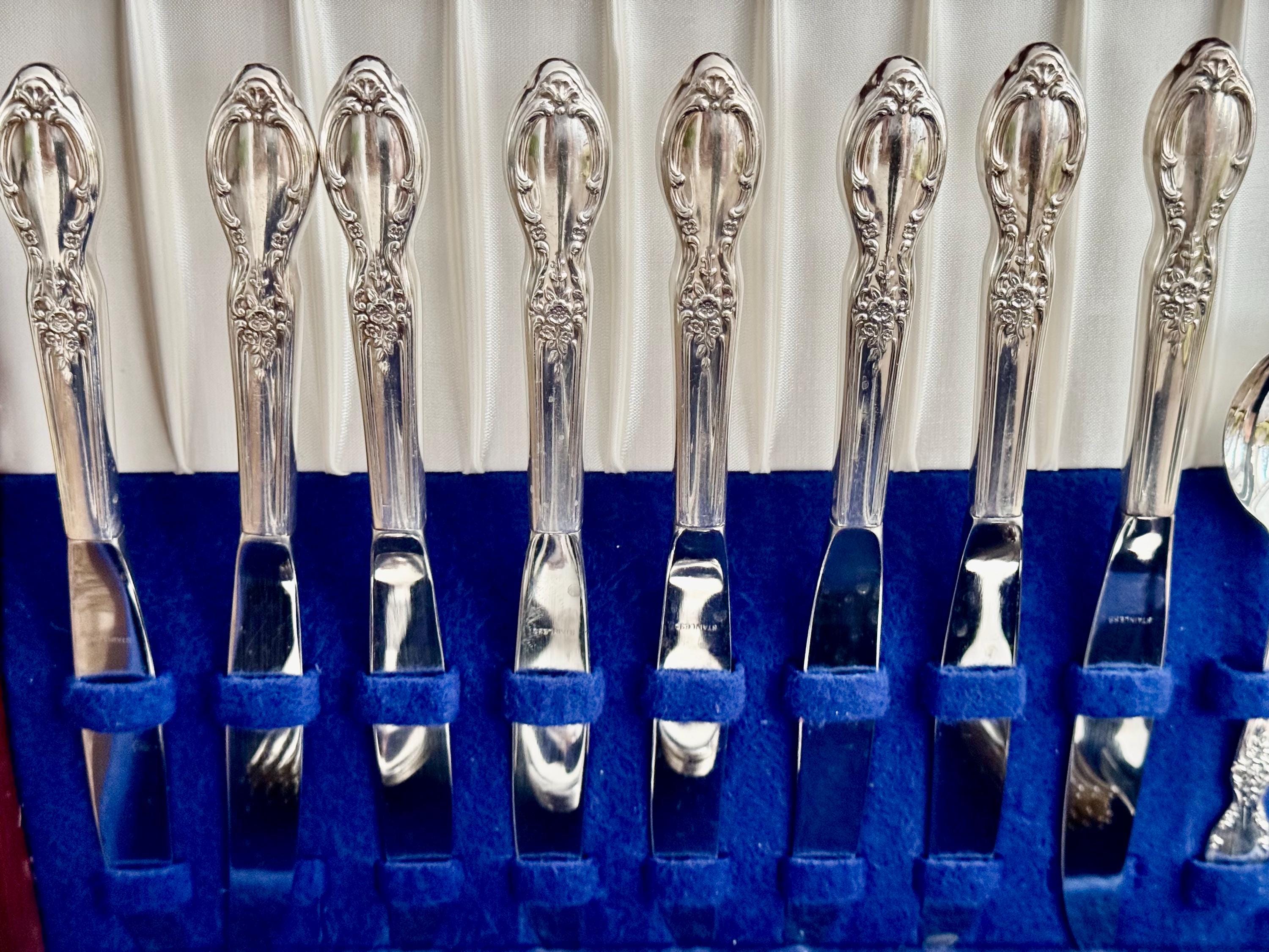 Victorian Rose Silverplate Flatware Set: 53-Piece Service for 8, detail view 2