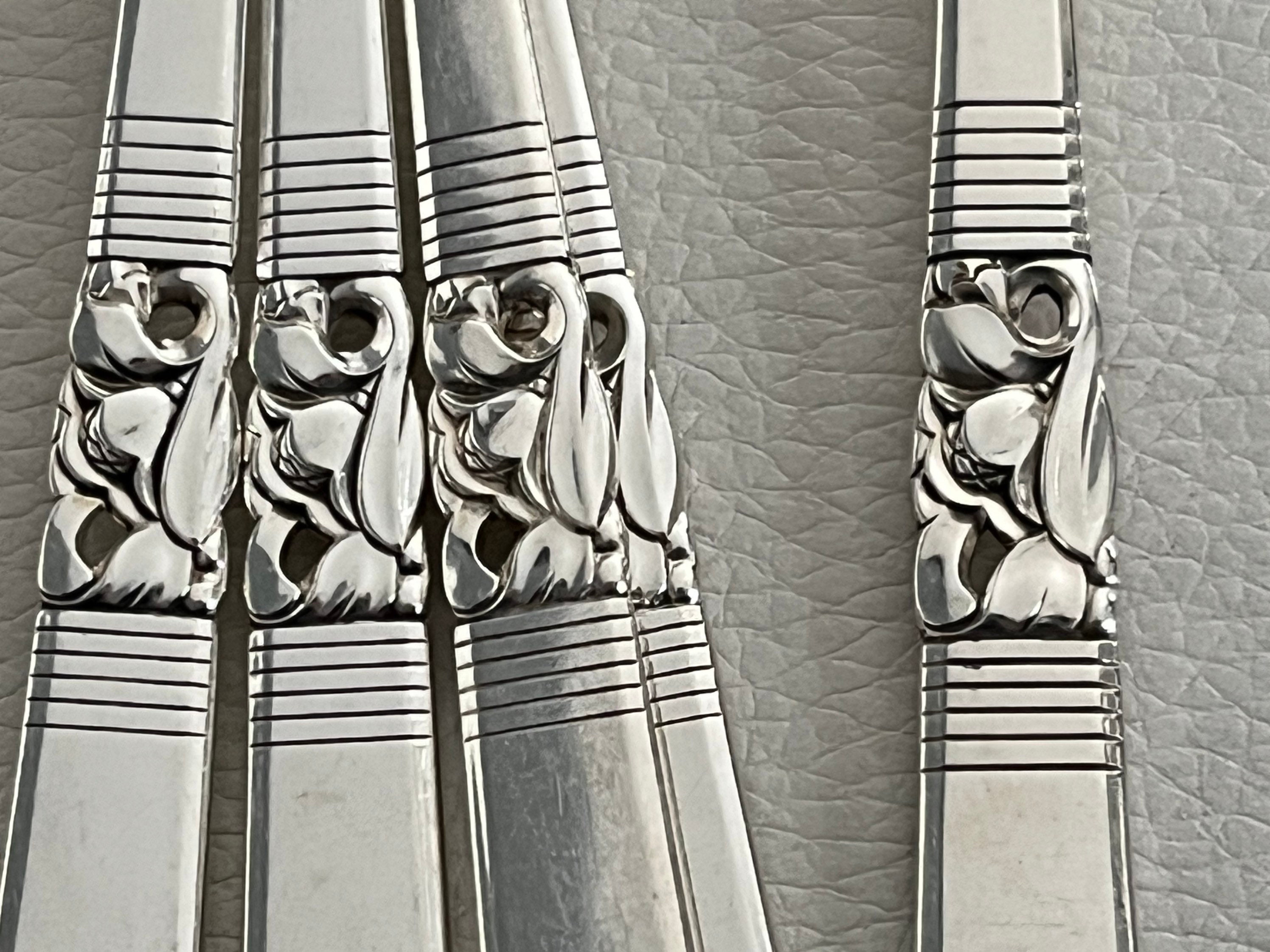 Vintage 1948 Morning Star Silverware Set – Art Deco Community Oneida for 8, front view