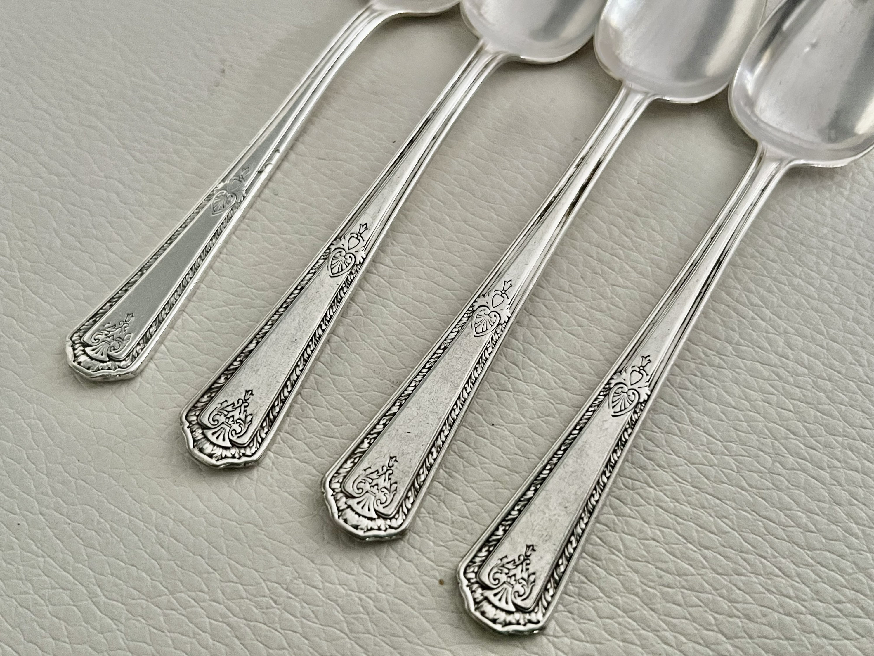 Vintage Beaumont (Silverplate, 1929) by GORHAM SILVER - 4 Silver Plated Dessert Spoons, front view