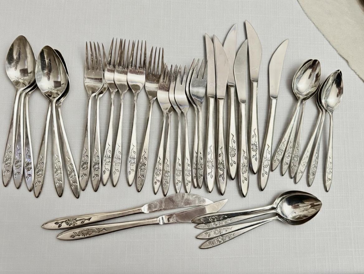 Vintage National Stainless “Charmante” Flatware Set for 6 Persons – Made in Japan, front view