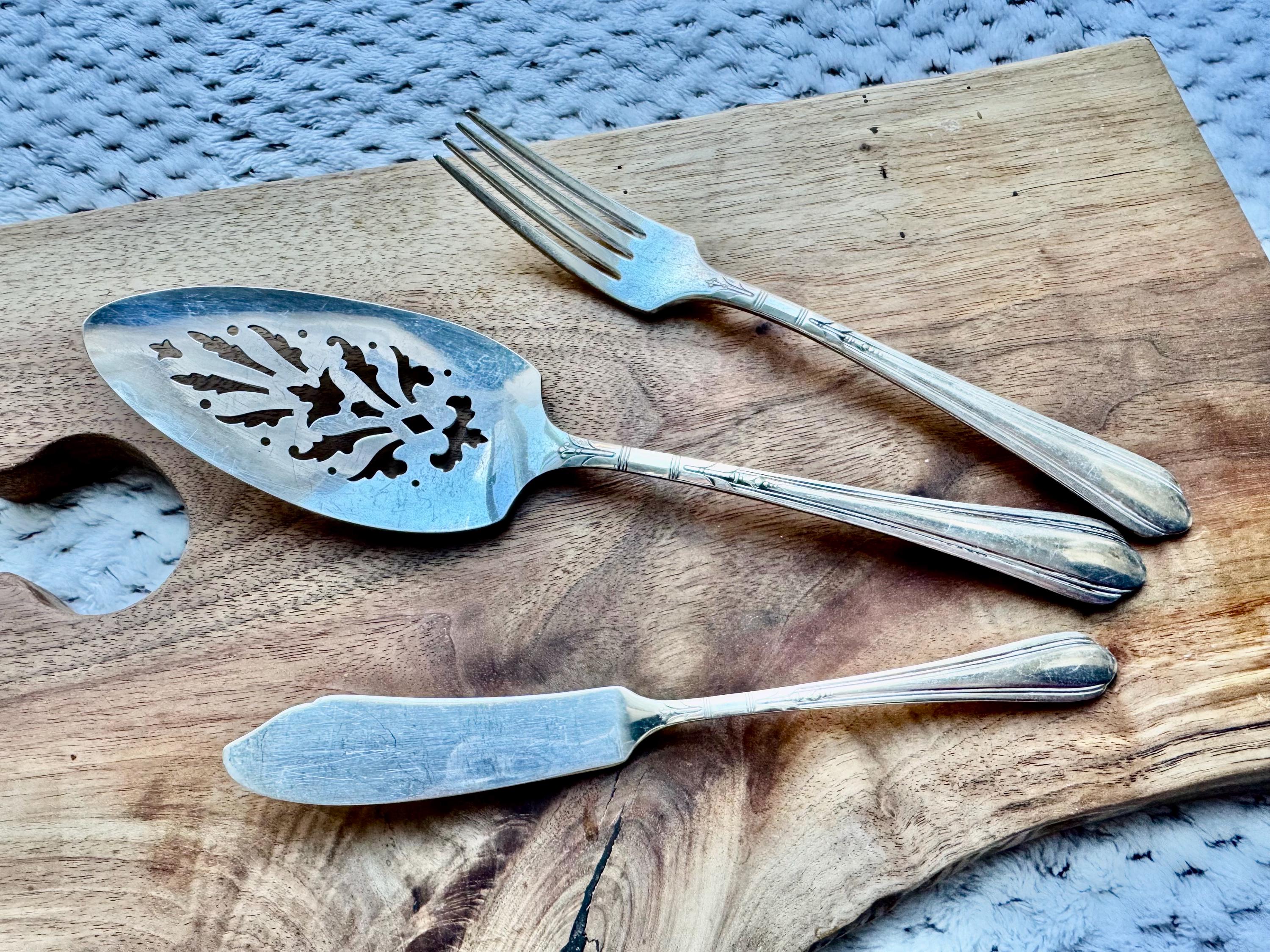 Vintage Silver Plated Serving Set: Oneida Tudor "June-Nursery" Cake Server, Butter Knife & Fork, front view